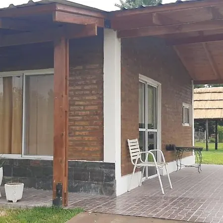 Cabana Las Brisas Plottier Exterior photo
